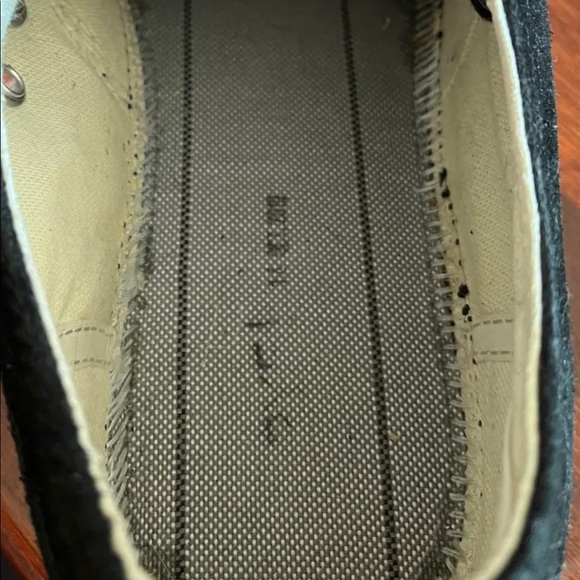 keen shoes, never worn.  the sole is missing! (Size 9 1/2 Men) - Picture 6 of 6